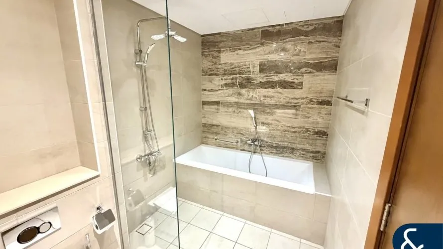 Azizi Mina in Palm Jumeirah, UAE No. 47 № 11