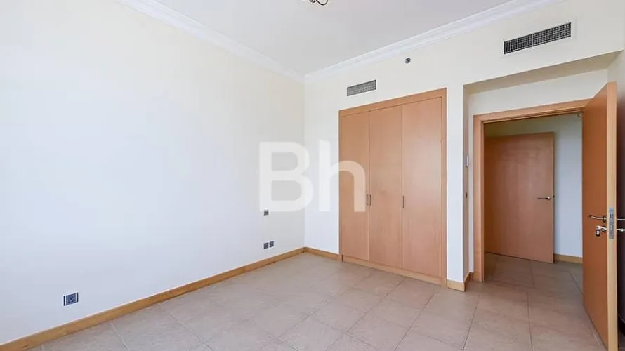 3 bedrooms apartment for sale , Palm Jumeirah, Dubai, UAE No. 772 № 2