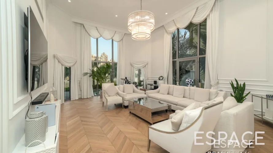 4 bedrooms villa for sale , Palm Jumeirah, Dubai, UAE No. 884