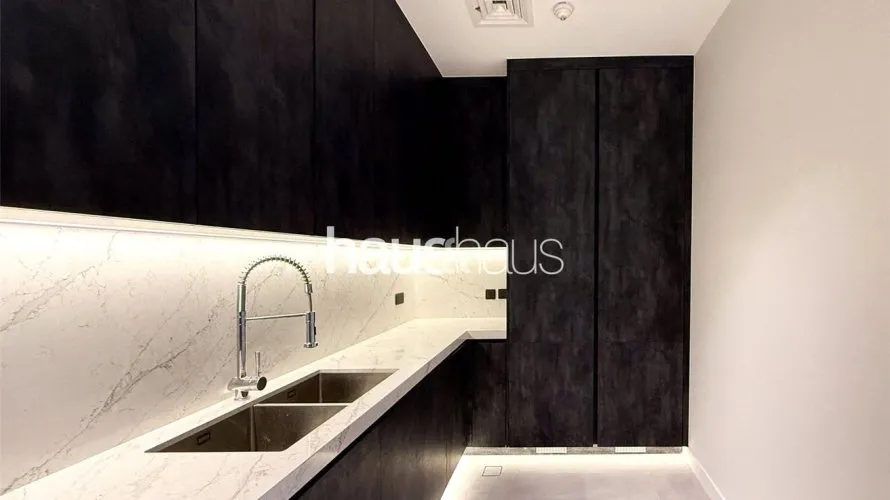 4 bedrooms townhouse for sale , Golden Mile, Palm Jumeirah, Dubai, UAE No. 580 № 10