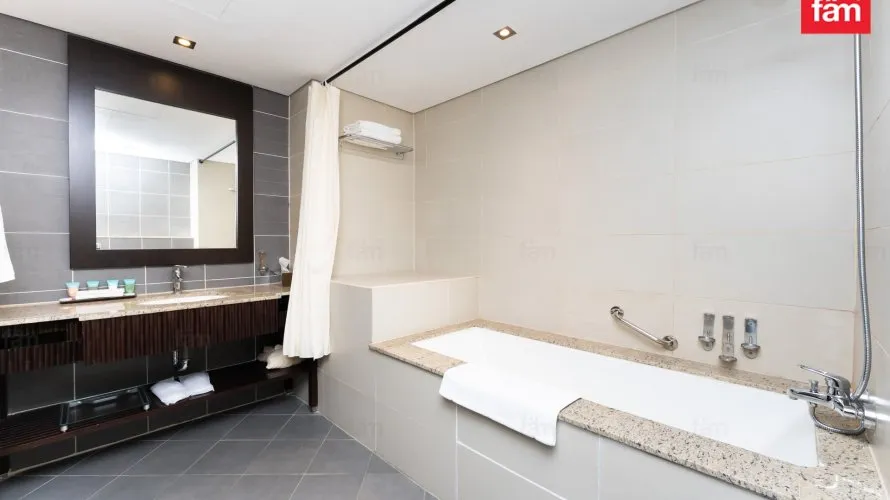 2 bedrooms apartment for sale , Palm Jumeirah, Dubai, UAE No. 1080 № 21