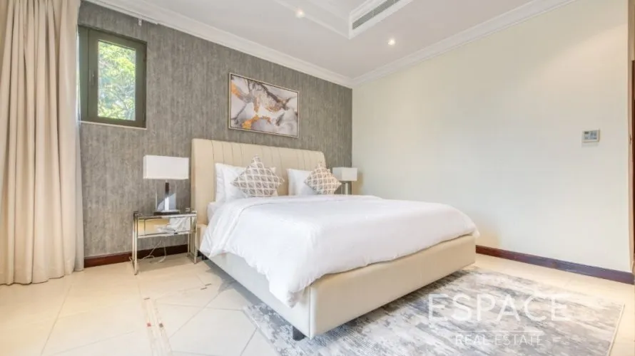 5 bedrooms villa for sale , Palm Jumeirah, Dubai, UAE No. 887 № 15