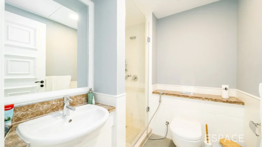 2 bedrooms apartment for sale , Palm Jumeirah, Dubai, UAE No. 860 № 10