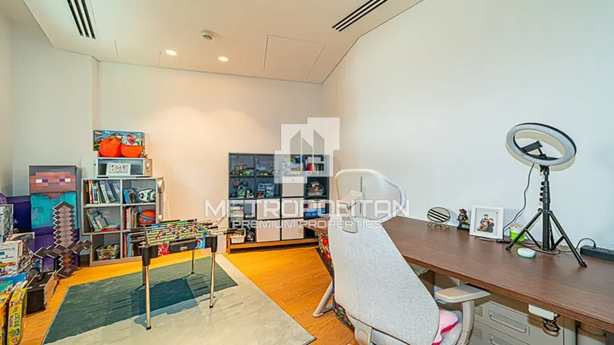 3 bedrooms apartment for sale , Palm Jumeirah, Dubai, UAE No. 329 № 14