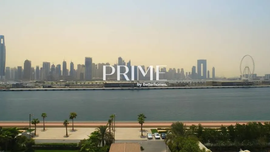 7 bedrooms villa for sale , Palm Jumeirah, Dubai, UAE No. 758 № 1