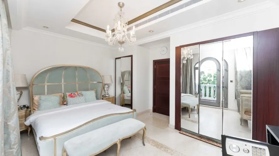 6 bedrooms villa for sale , Palm Jumeirah, Dubai, UAE No. 1250 № 10