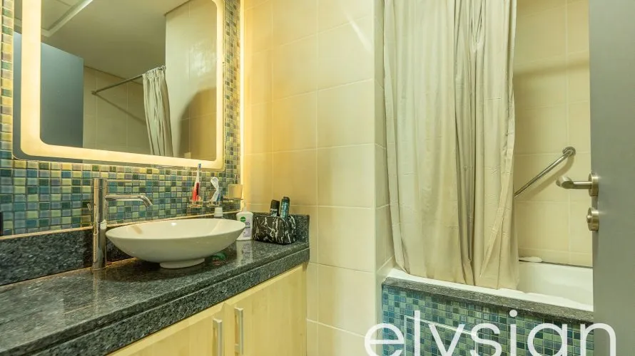 2 bedrooms apartment for sale , Shoreline Apartments, Palm Jumeirah, Dubai, UAE No. 413 № 1