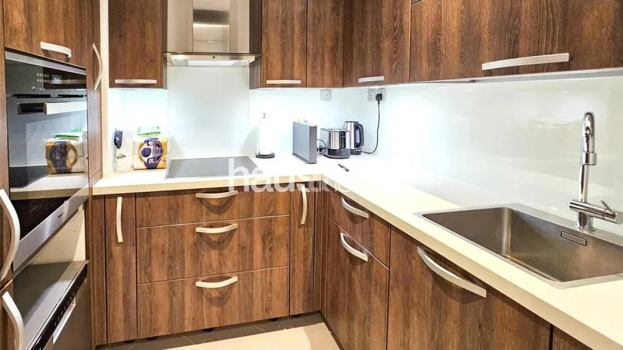 1 bedroom apartment for sale , Palm Jumeirah, Dubai, UAE No. 568 № 2