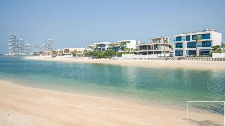 4 bedrooms villa for sale , Palm Jumeirah, Dubai, UAE No. 1104 № 13