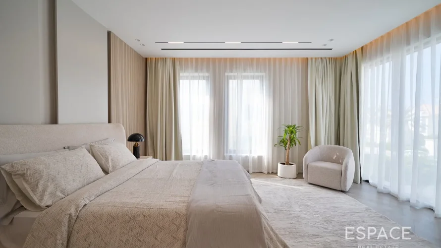 4 bedrooms villa for sale , Palm Jumeirah, Dubai, UAE No. 858 № 5