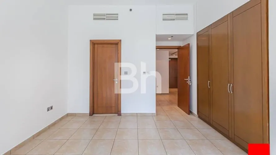 2 bedrooms apartment for sale , Palm Jumeirah, Dubai, UAE No. 767 № 1