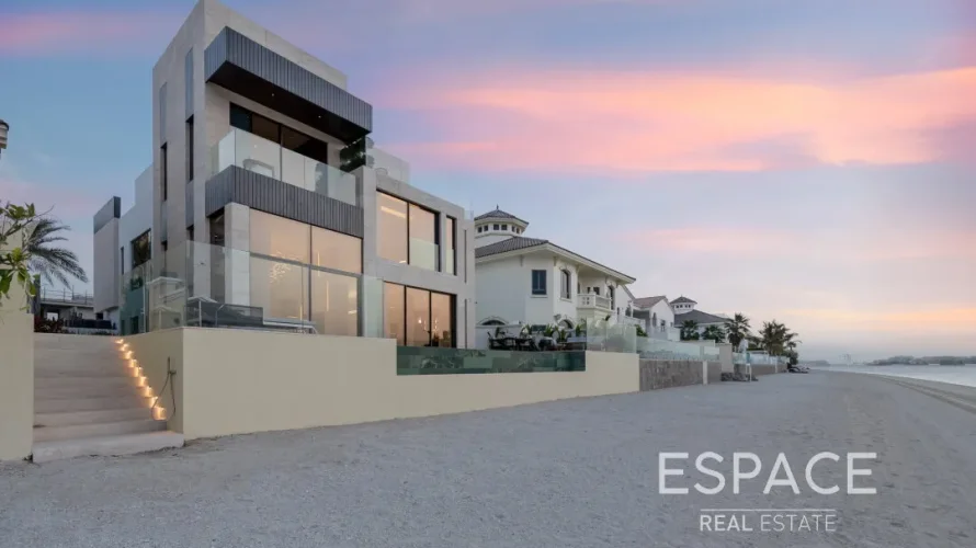 5 bedrooms villa for sale , Palm Jumeirah, Dubai, UAE No. 890 № 17