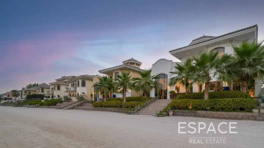 4 bedrooms villa for sale , Palm Jumeirah, Dubai, UAE No. 884 № 19