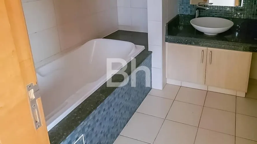 2 bedrooms apartment for sale , Palm Jumeirah, Dubai, UAE No. 771 № 7