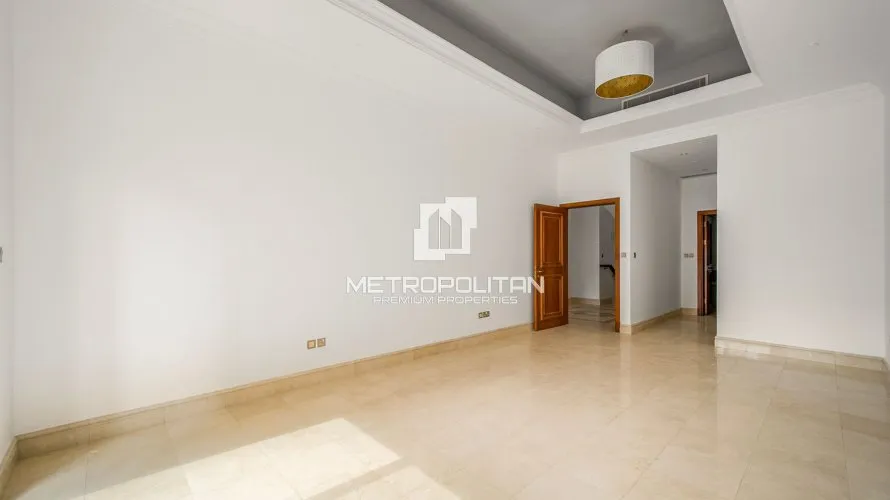 3 bedrooms townhouse for sale , Palm Jumeirah, Dubai, UAE No. 454 № 10