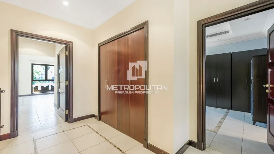 4 bedrooms villa for sale , Palm Jumeirah, Dubai, UAE No. 977 № 22