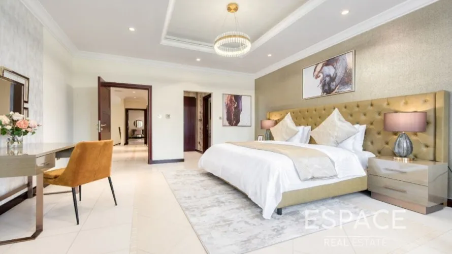 5 bedrooms villa for sale , Palm Jumeirah, Dubai, UAE No. 887 № 7