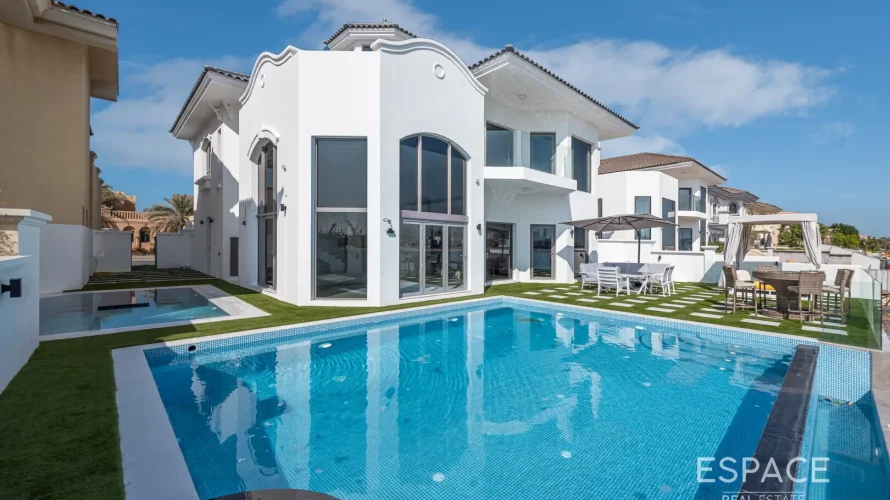 4 bedrooms villa for sale , Palm Jumeirah, Dubai, UAE No. 878