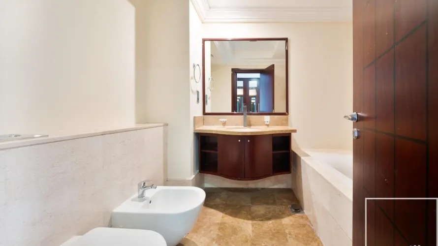 2 bedrooms apartment for sale , Palm Jumeirah, Dubai, UAE No. 1131 № 10