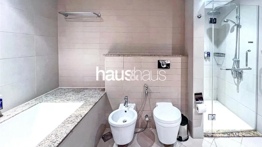 2 bedrooms apartment for sale , Palm Jumeirah, Dubai, UAE No. 560 № 7