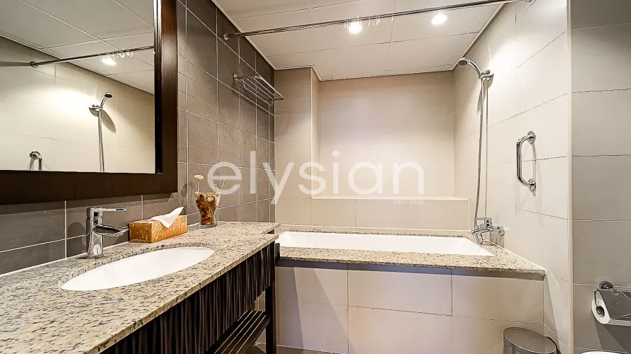 2 bedrooms apartment for sale , Palm Jumeirah, Dubai, UAE No. 419 № 5