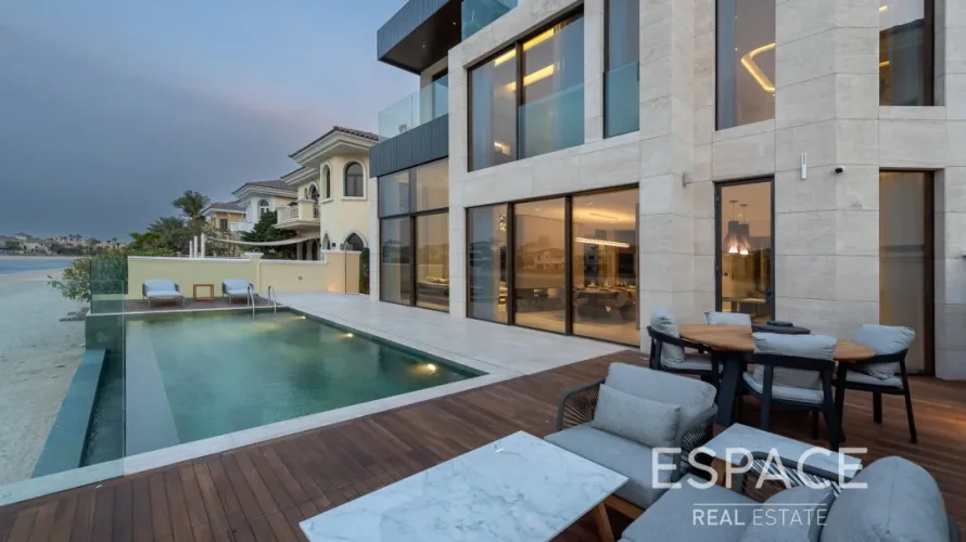 5 bedrooms villa for sale , Palm Jumeirah, Dubai, UAE No. 890 № 19