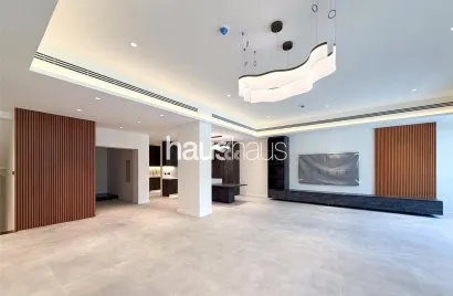 4 bedrooms townhouse for sale , Golden Mile, Palm Jumeirah, Dubai, UAE No. 580