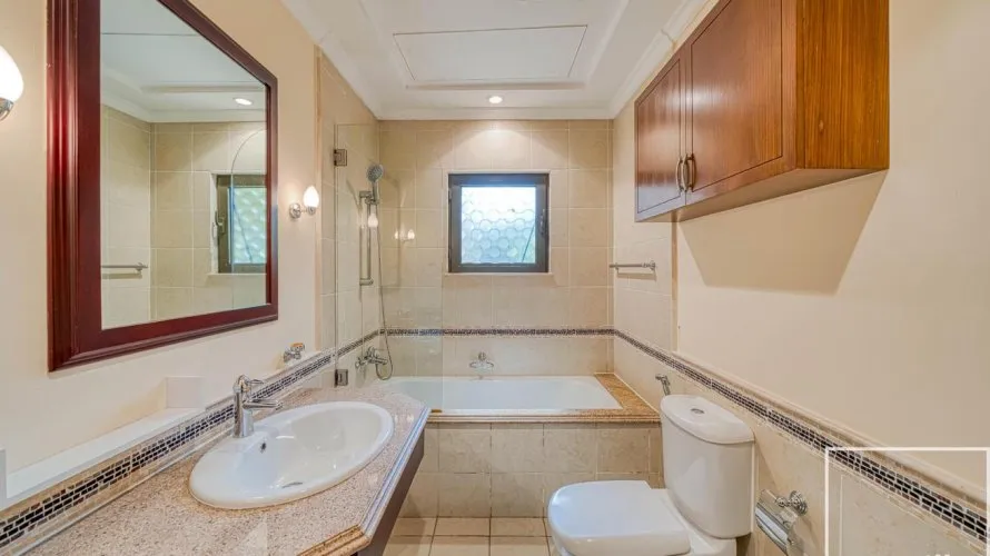 4 bedrooms villa for sale , Palm Jumeirah, Dubai, UAE No. 1104 № 17