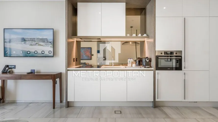 2 bedrooms apartment for sale , Palm Jumeirah, Dubai, UAE No. 348 № 2