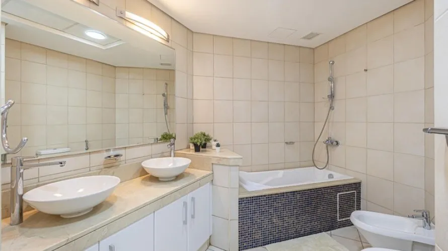 2 bedrooms apartment for sale , Palm Jumeirah, Dubai, UAE No. 690 № 12