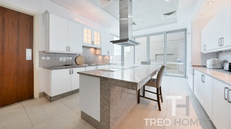 4 bedrooms apartment for sale , Palm Jumeirah, Dubai, UAE No. 428 № 4