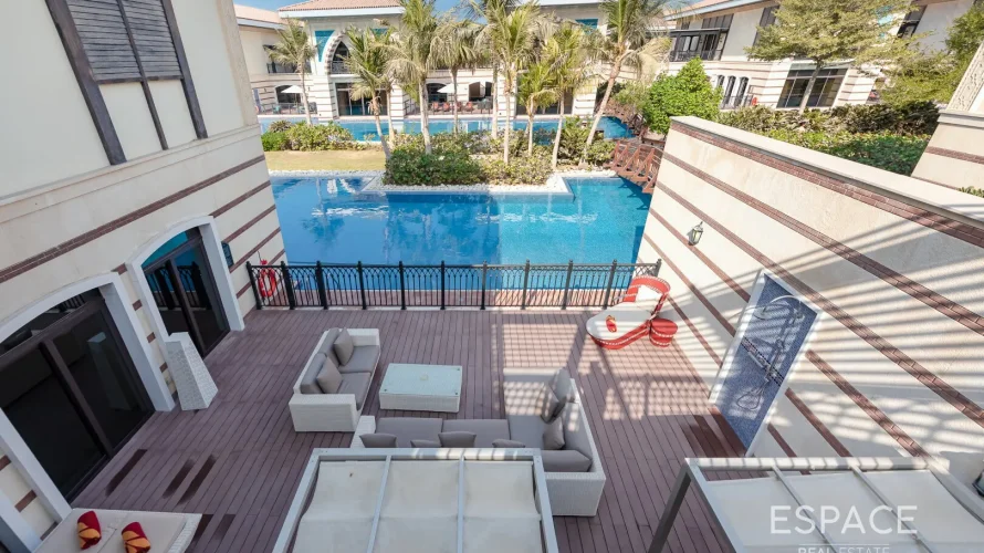 4 bedrooms villa for sale , Palm Jumeirah, Dubai, UAE No. 870 № 18