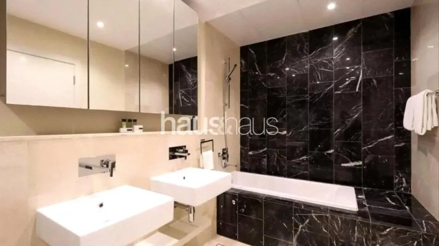 2 bedrooms apartment for sale , The Crescent, Palm Jumeirah, Dubai, UAE No. 602 № 5