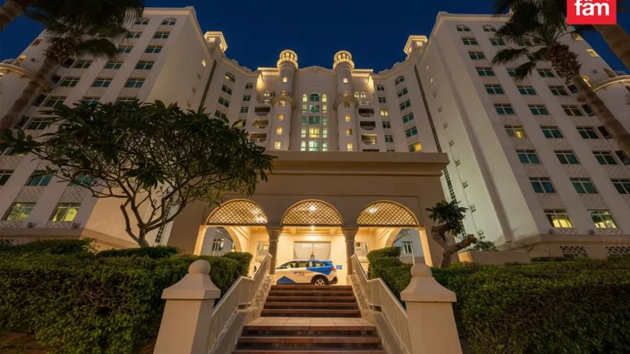 2 bedrooms apartment for sale , Palm Jumeirah, Dubai, UAE No. 1349 № 16