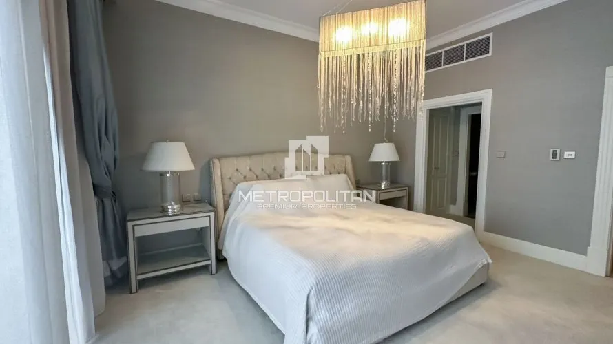 5 bedrooms villa for sale , Palm Jumeirah, Dubai, UAE No. 381 № 8