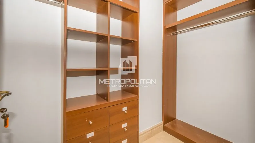 3 bedrooms townhouse for sale , Palm Jumeirah, Dubai, UAE No. 454 № 23