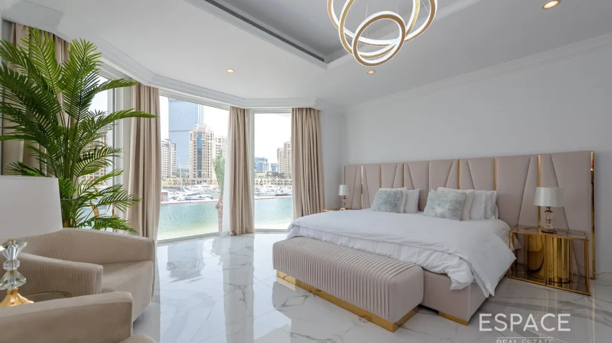 6 bedrooms villa for sale , Palm Jumeirah, Dubai, UAE No. 933 № 9