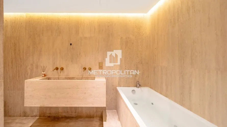 2 bedrooms apartment for sale , Oceana, Palm Jumeirah, Dubai, UAE No. 1018 № 10