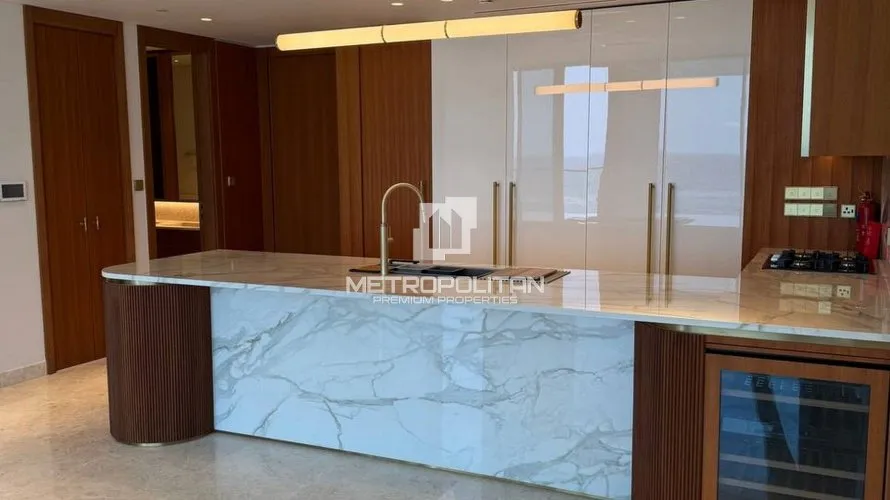 3 bedrooms apartment for sale , Palm Jumeirah, Dubai, UAE No. 445 № 8