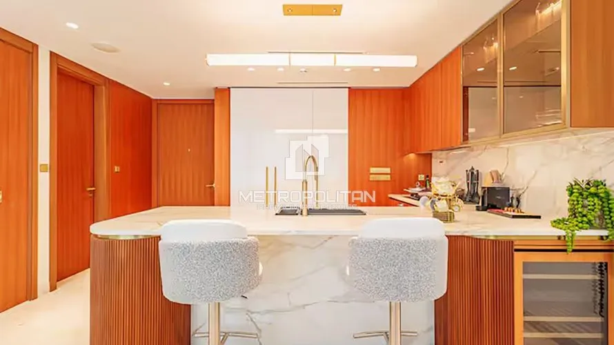 2 bedrooms apartment for sale , Palm Jumeirah, Dubai, UAE No. 1042 № 4