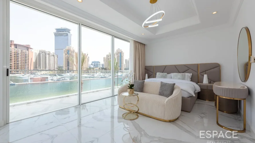 6 bedrooms villa for sale , Palm Jumeirah, Dubai, UAE No. 933 № 11