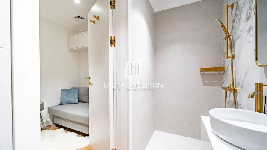 2 bedrooms apartment for sale , Palm Jumeirah, Dubai, UAE No. 1037 № 21