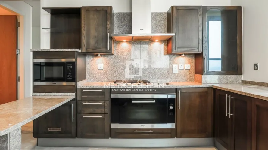 3 bedrooms apartment for sale , Palm Jumeirah, Dubai, UAE No. 1013 № 1