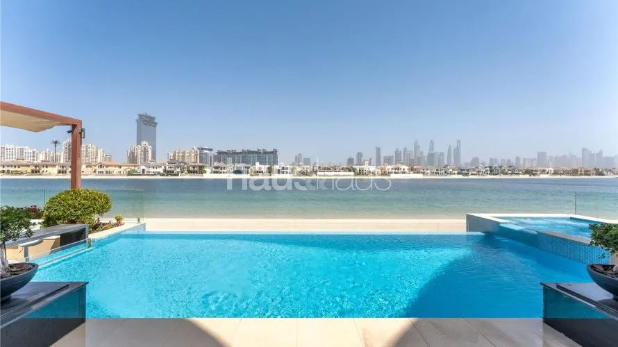 7 bedrooms villa for sale , Palm Jumeirah, Dubai, UAE No. 577 № 2