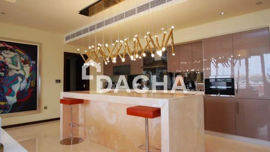 2 bedrooms apartment for sale , Palm Jumeirah, Dubai, UAE No. 1584 № 1