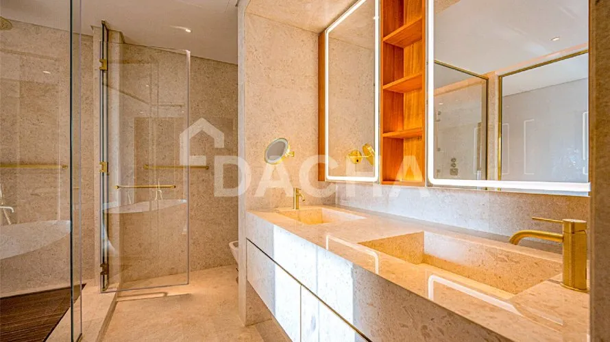 2 bedrooms apartment for sale, The Crescent, Palm Jumeirah, Dubai, UAE No. 1719 № 2