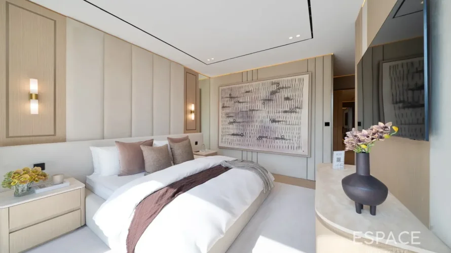 5 bedrooms villa for sale, Palm Jumeirah, Dubai, UAE No. 2047 № 8