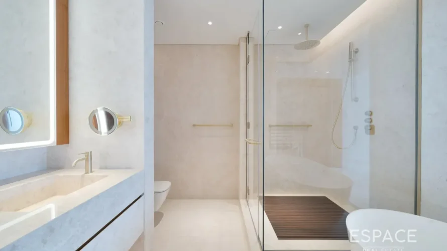 2 bedrooms apartment for sale, Palm Jumeirah, Dubai, UAE No. 2030 № 7