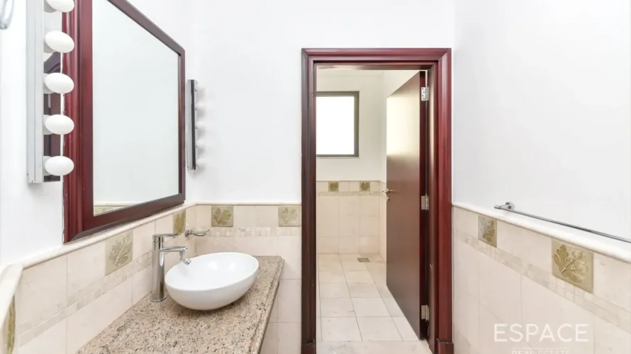 4 bedrooms villa for sale, Palm Jumeirah, Dubai, UAE No. 2034 № 11