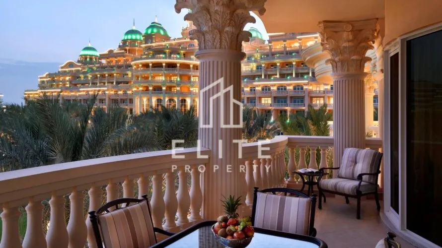 4 bedrooms villa for sale, Palm Jumeirah, Dubai, UAE No. 2011 № 12
